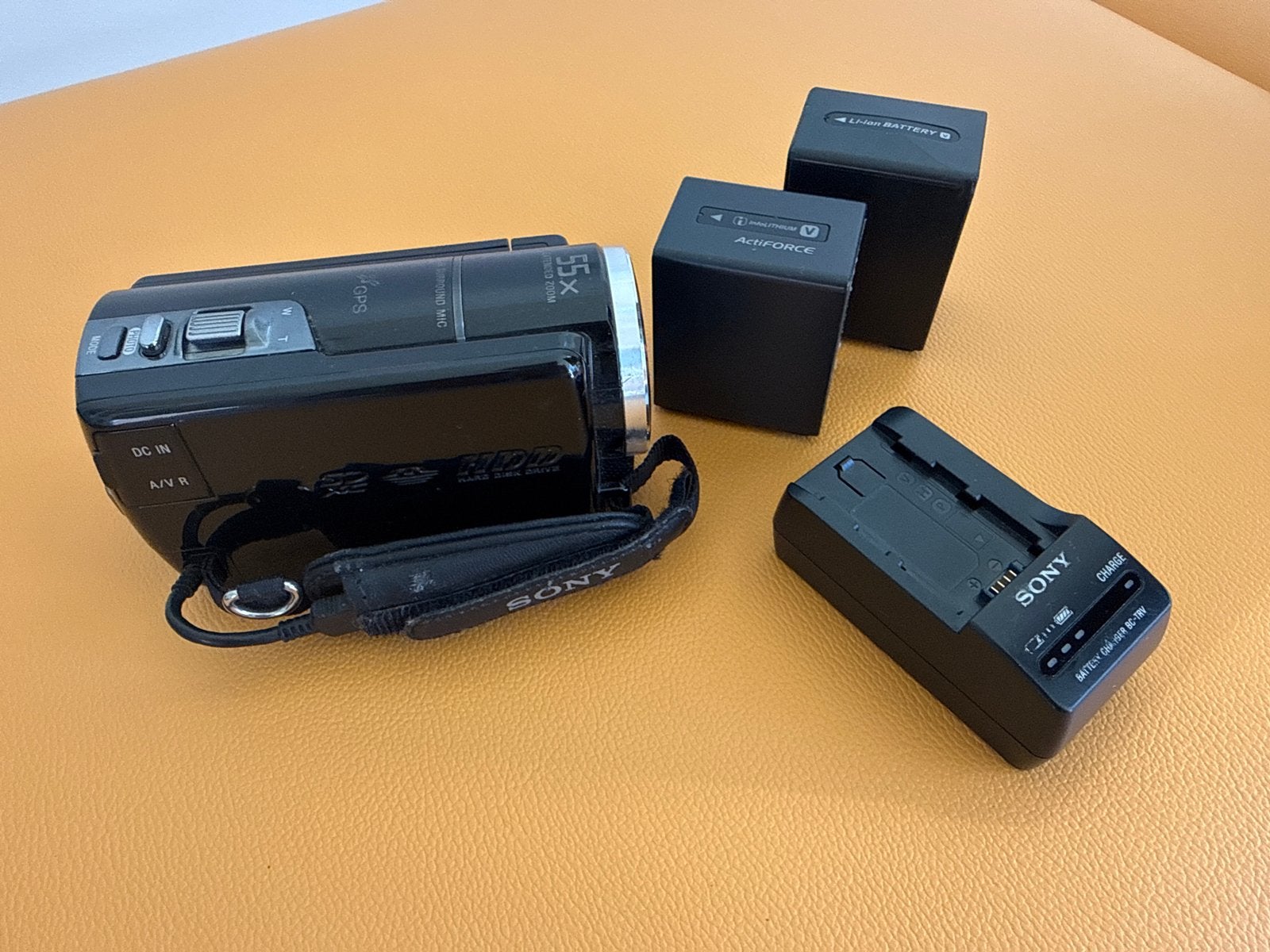 Sony HDR-XR260VE Full HD Camcorder met 55x Zoom en GPS, Full HD, Gebruikt, 20x of meer, Overige soorten