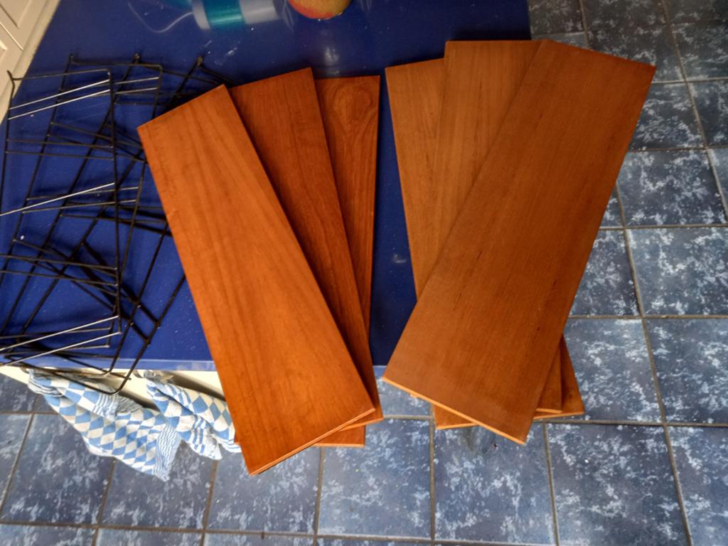 Twee sets retro wandplanken,  wandrekjes, Ophalen of Verzenden, Huis en Inrichting