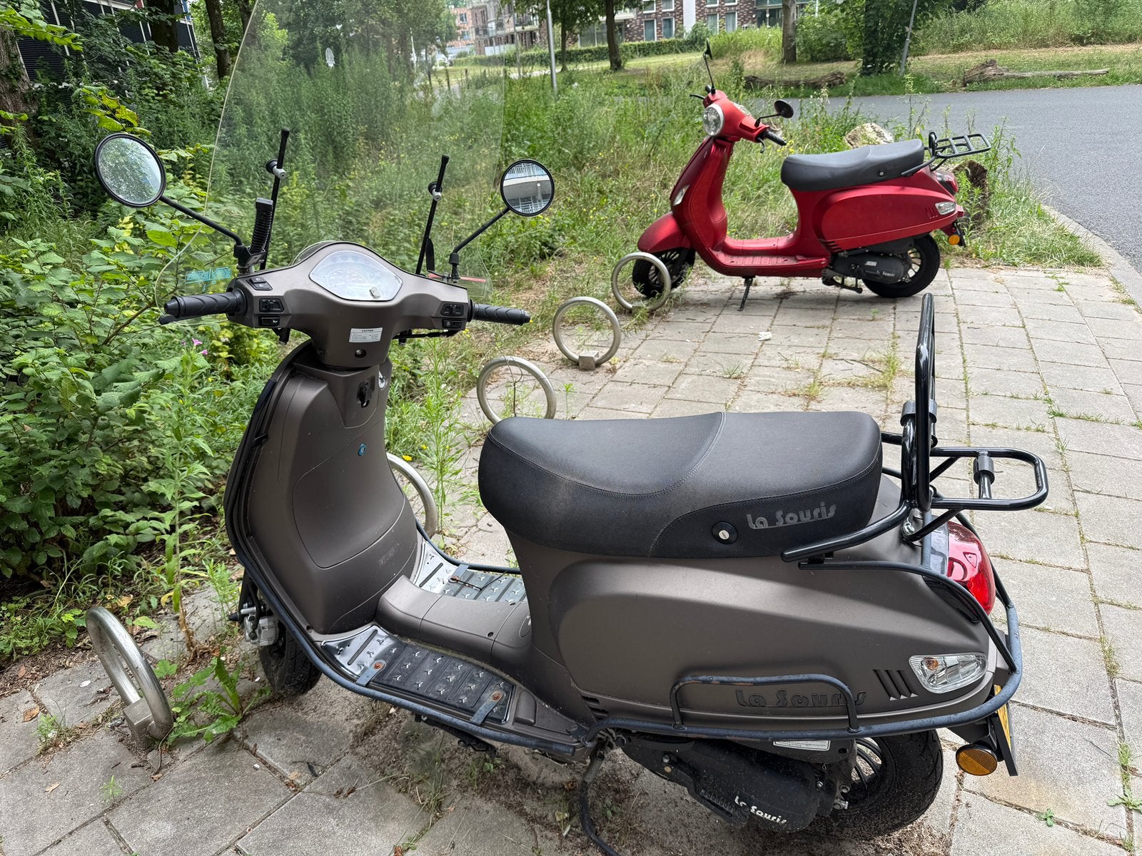 La Souris bromscooter 45 km/u 2024 | Compleet | €1.200, Zo goed als nieuw, Benzine, Ophalen, Overige merken