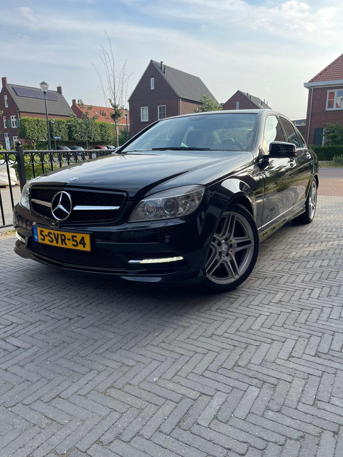 Mercedes-Benz C-Klasse 3.0 C300 Sedan AUT 2010 Zwart, Auto's, Automaat, Achterwielaandrijving, 1800 kg, Zwart