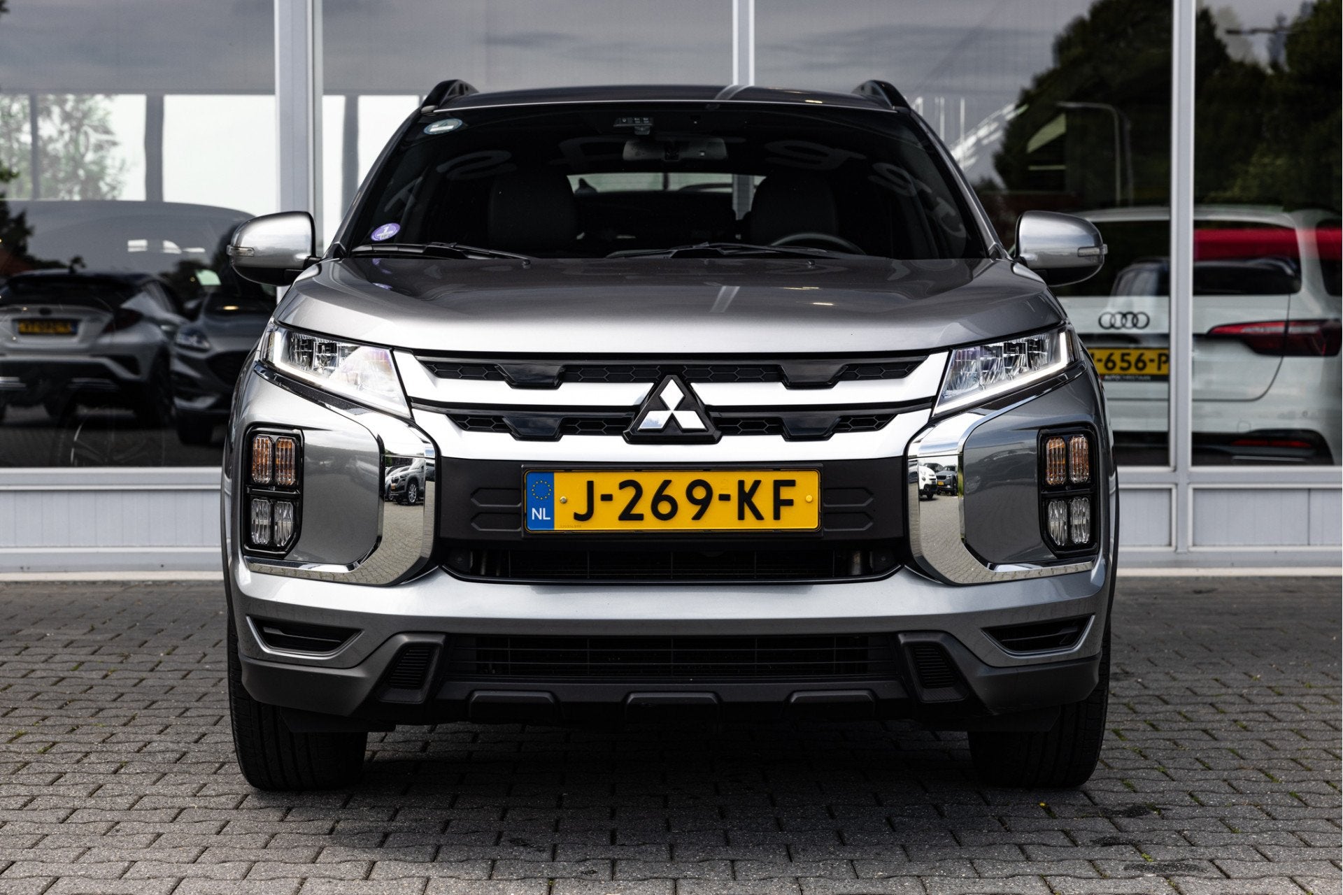 Mitsubishi ASX 2.0 Intense | Camera | Trekhaak | Carplay, Gebruikt, 4 cilinders, Origineel Nederlands, Automatische klimaatregeling