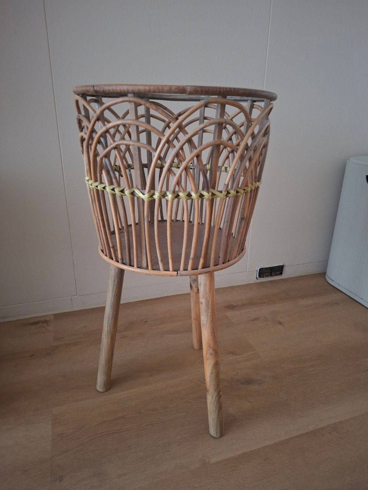 Ongebruikte rotan plantenstandaard - 65x33cm, Huis en Inrichting, Ophalen, Beige, Nieuw, Natuurlijk materiaal