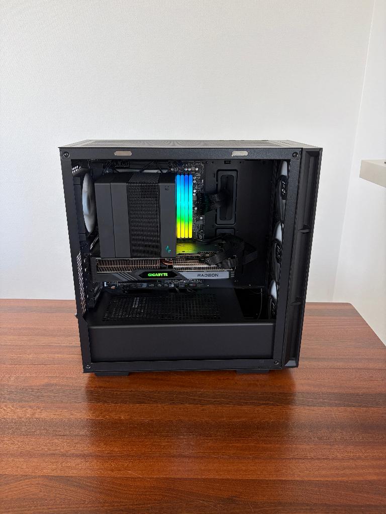 Gaming PC RX 7900 GRE | Ryzen 7 7800X3D | 32GB RAM, 32 GB, AMD, Ophalen of Verzenden, Zo goed als nieuw
