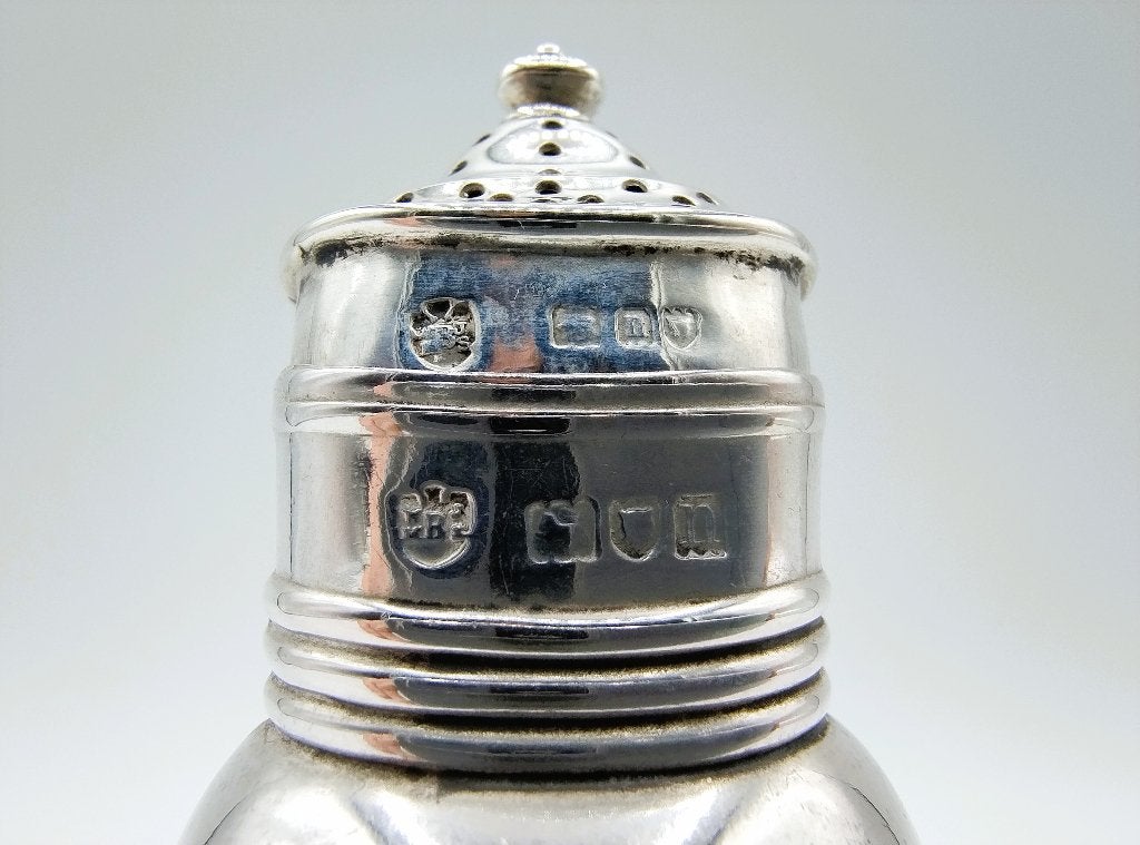 Zilveren strooibus, W.M.J.S. Barnard, Londen, 1908, Verzenden, Zilver