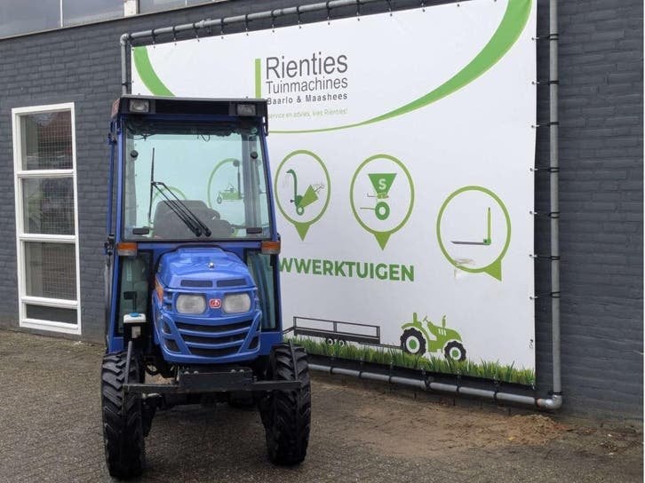 ISEKI TM 3265 HST Tractor, Trekker 4WD met cabine & kenteken, Overige merken, Gebruikt, Tot 2500, Info@vanderhaeghe.nl