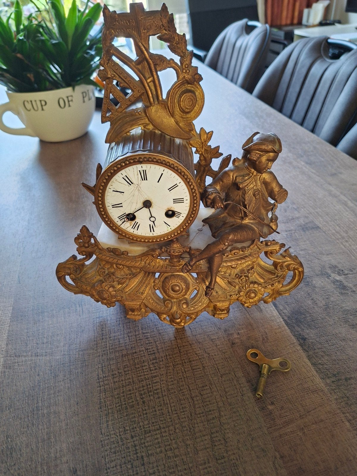 Antieke bronzen pendule met marmeren voet, Ophalen of Verzenden
