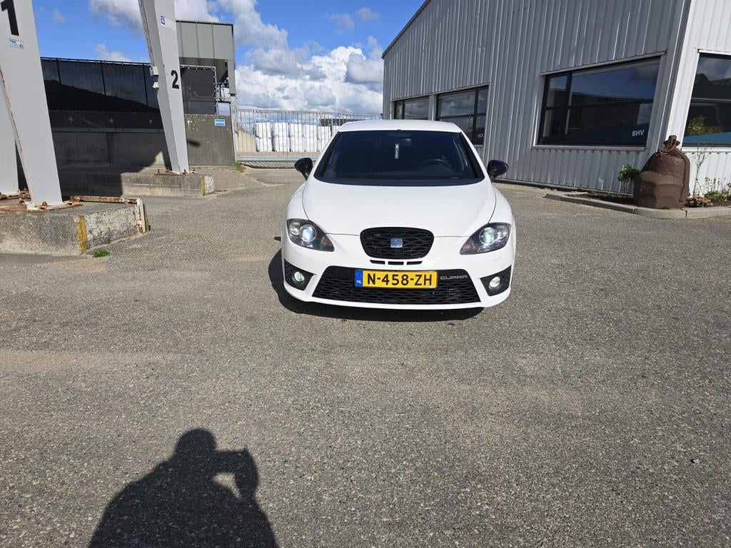 Seat leon cupra, Auto's, Voorwielaandrijving, Stof, Zwart, 1984 cc