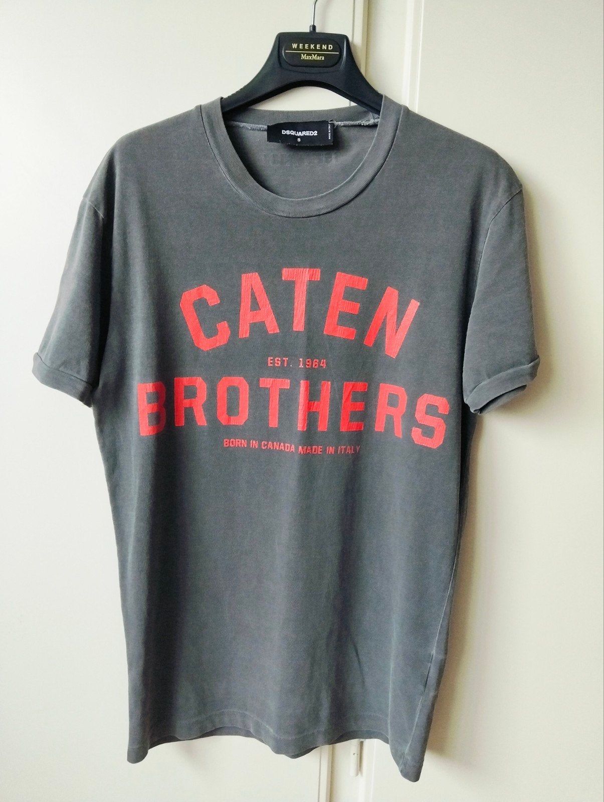 Dsquared2 Caten Brothers T-shirt - Maat S, Kleding | Heren, Dsquared2, Ophalen of Verzenden, Grijs, Gedragen