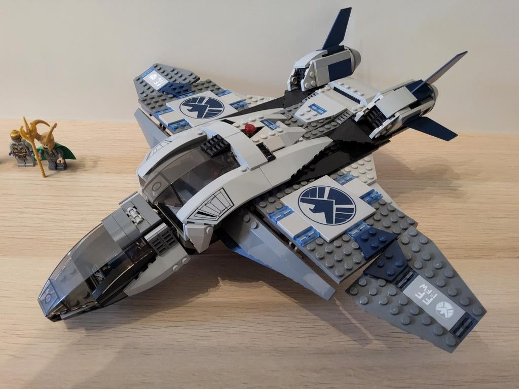 Lego marvel 6869 super heroes quinjet, Kinderen en Baby's, Speelgoed | Duplo en Lego, Ophalen of Verzenden, Zo goed als nieuw