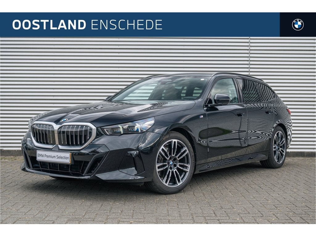 BMW 5 Serie Touring 520d M Sport Automaat / Trekhaak / Stoel, Auto's, BMW, Automaat, Achterwielaandrijving, Euro 6, 4 cilinders