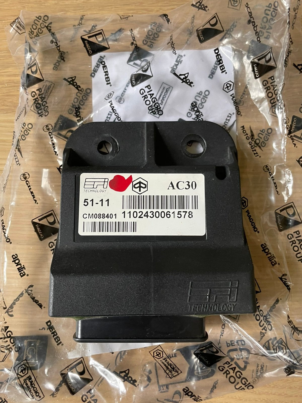Cdi unit Piaggio Vespa 50cc 4T 4V brom, Ophalen of Verzenden, Zo goed als nieuw, Overige typen, Piaggio