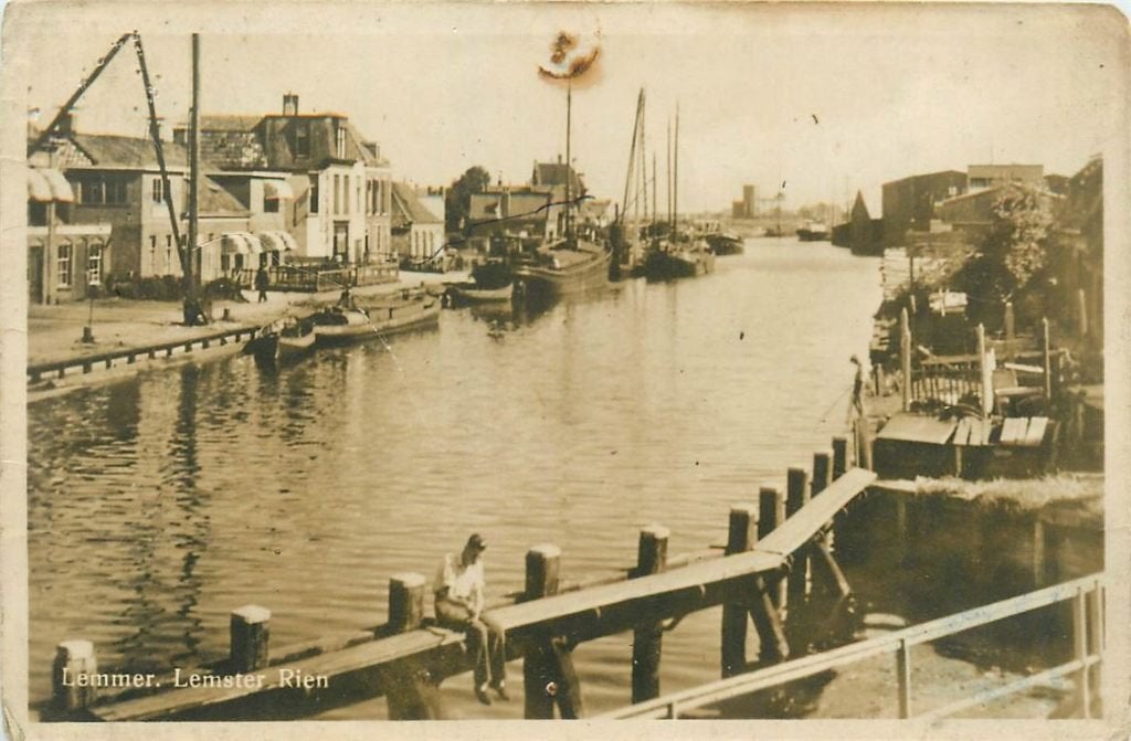 701-207-019 Lemmer Lemster Rien, Ophalen of Verzenden, Voor 1920, Friesland