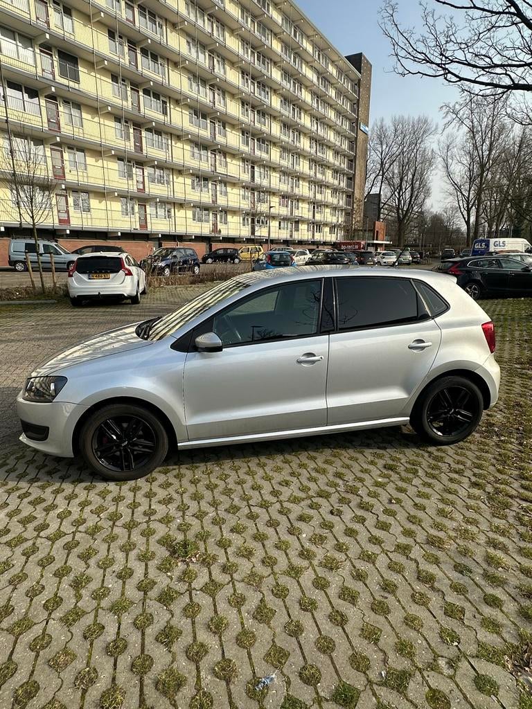 Volkswagen Polo 1.4 16V FSI 63KW 2009 Grijs, Auto's, Voorwielaandrijving, 970 kg, 4 cilinders, Handgeschakeld