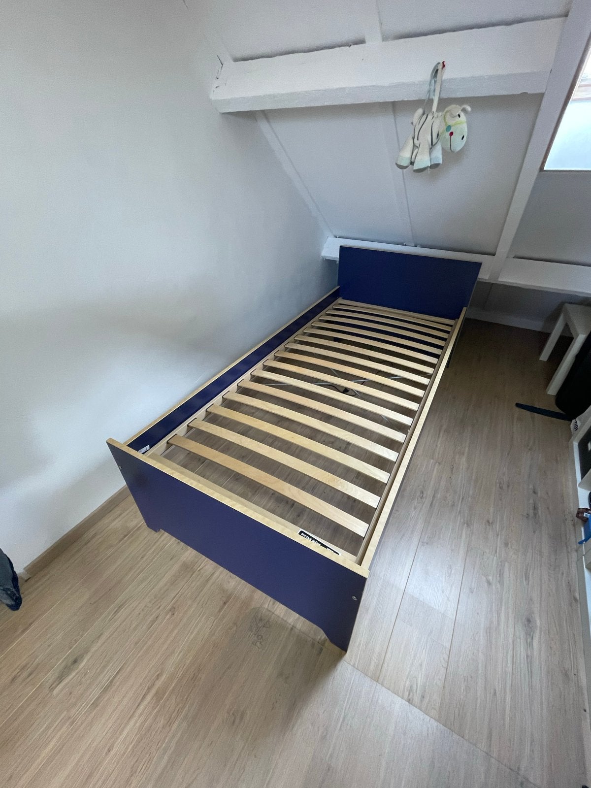IKEA Robin bed blauw met lattenbodem, Huis en Inrichting, Ophalen, Gebruikt, 90 cm, Eenpersoons