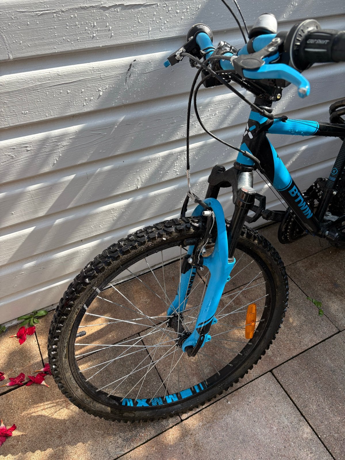 B'Twin Rockrider 500 Mountainbike - Zwart/Blauw, Gebruikt, Hardtail, 45 tot 49 cm, Ophalen