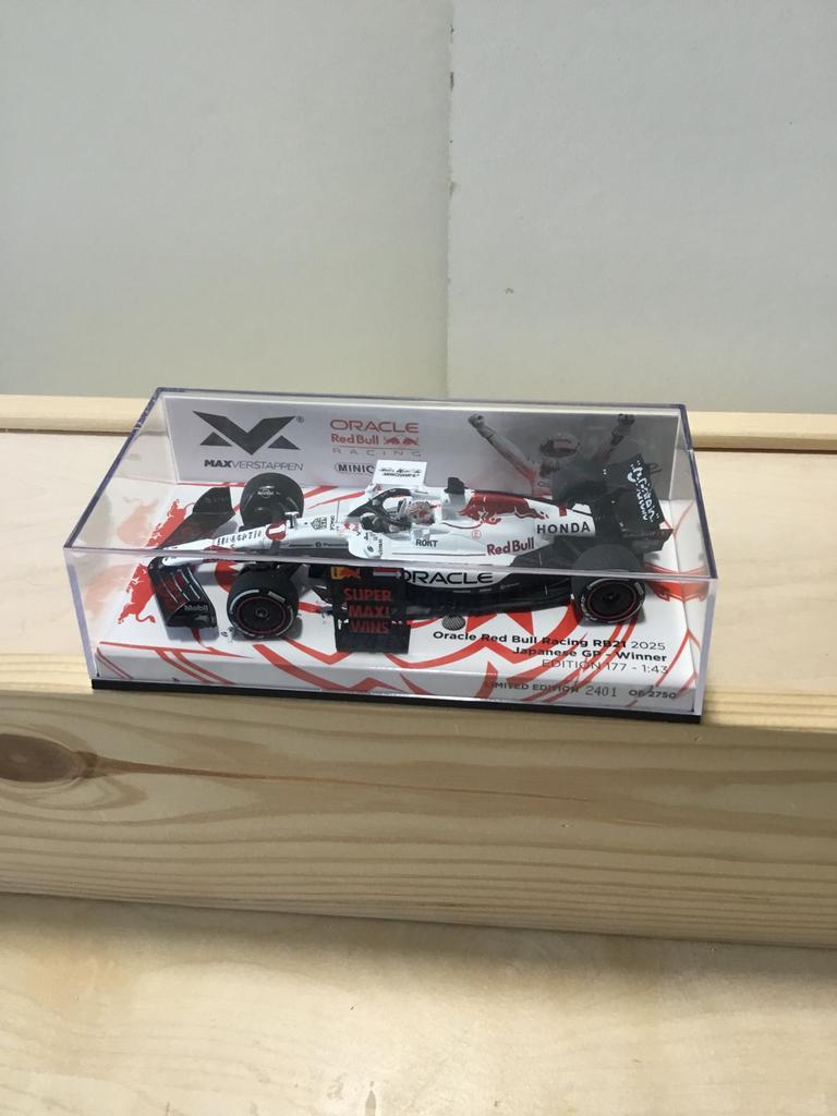 Rb21 Japan Livery Max Verstappen 1:43, Ophalen of Verzenden, Zo goed als nieuw, Formule 1