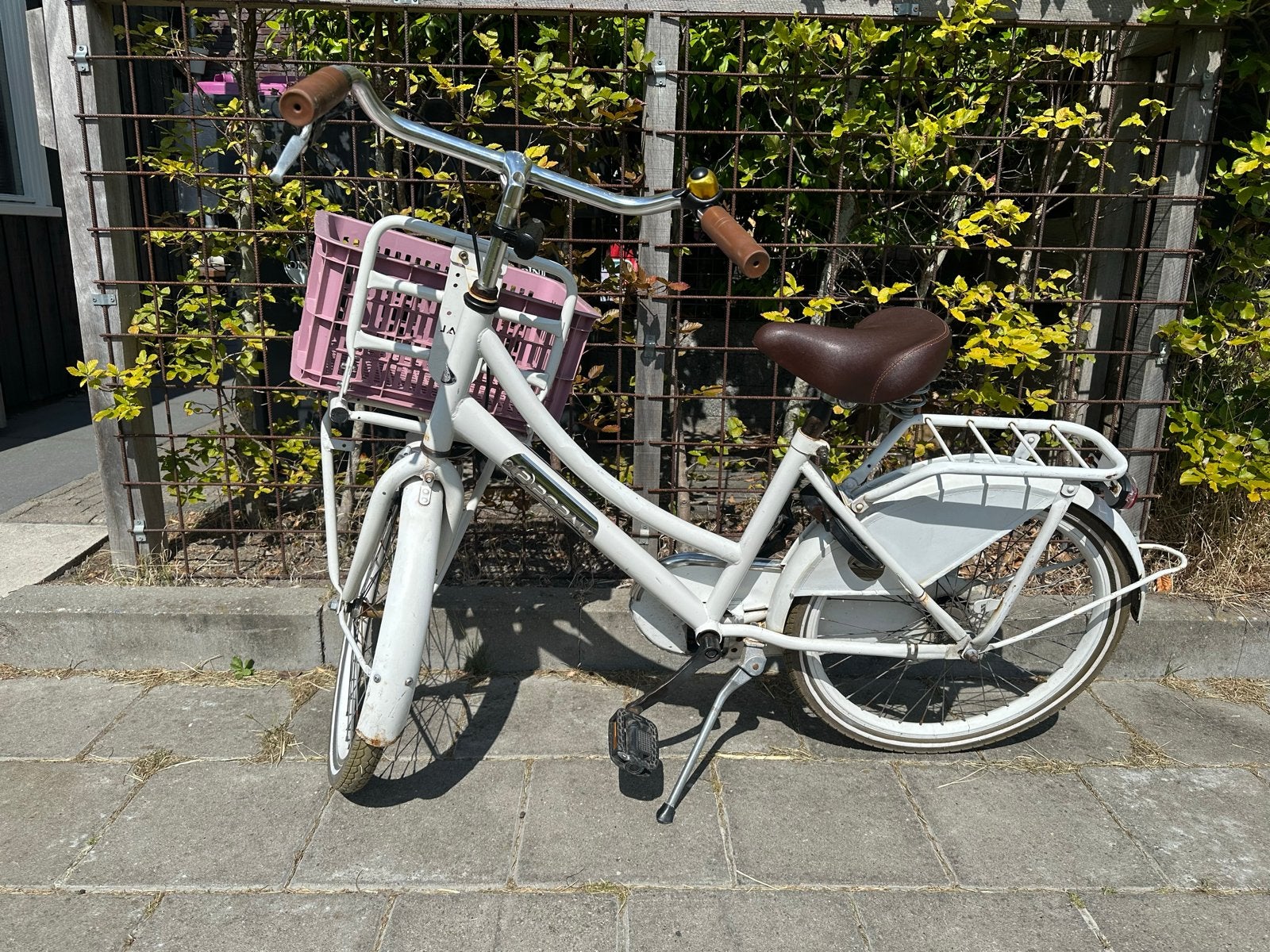 Witte meisjesfiets (22inch) popal met mand. Opknapper, Ophalen of Verzenden, Zo goed als nieuw, 24 inch