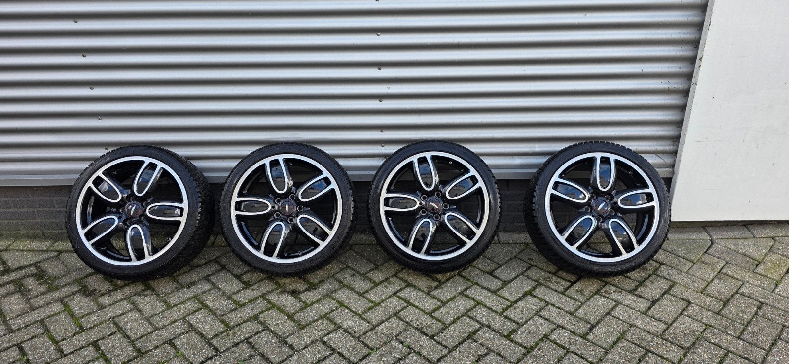 F56 Winterwielen JCW cup 2-tone 509. Nieuwe winterbanden., Auto-onderdelen, Ophalen, 18 inch, Gebruikt, Banden en Velgen