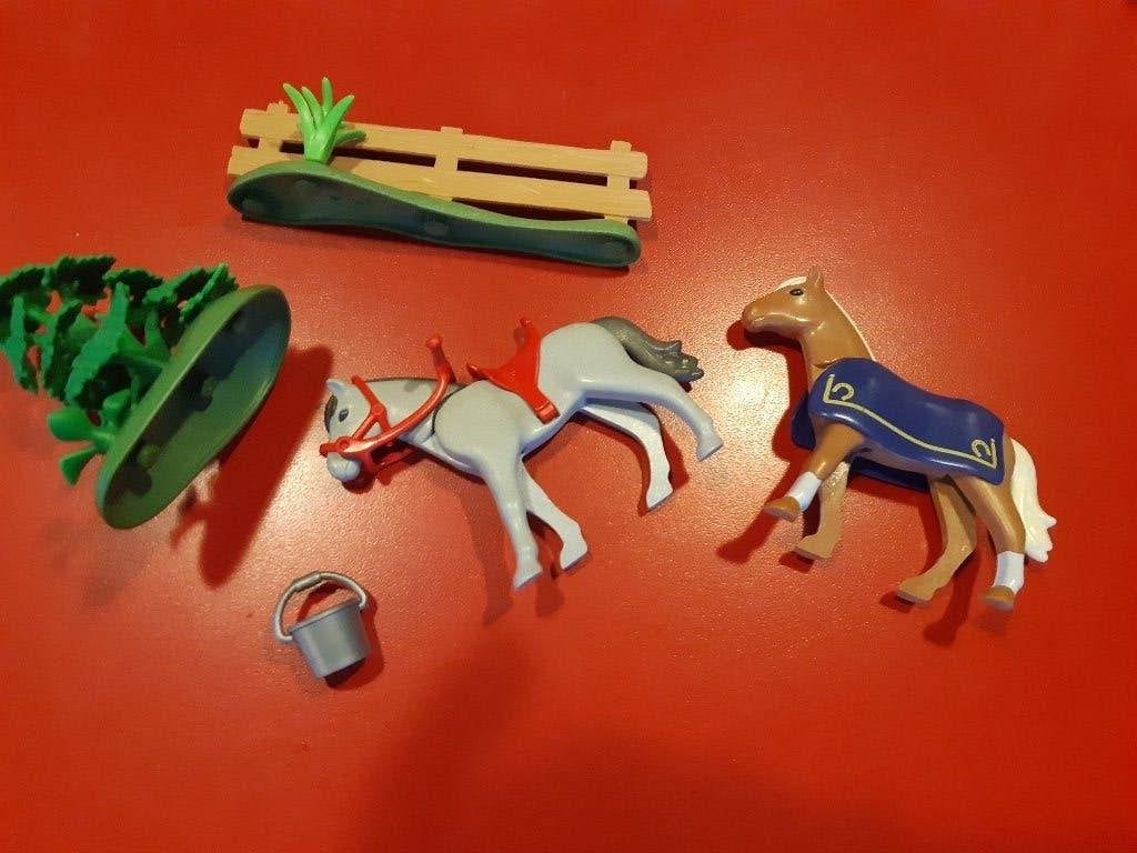 Playmobil 4188 - paardenfamilie - niet compleet, Ophalen, Gebruikt, Complete set