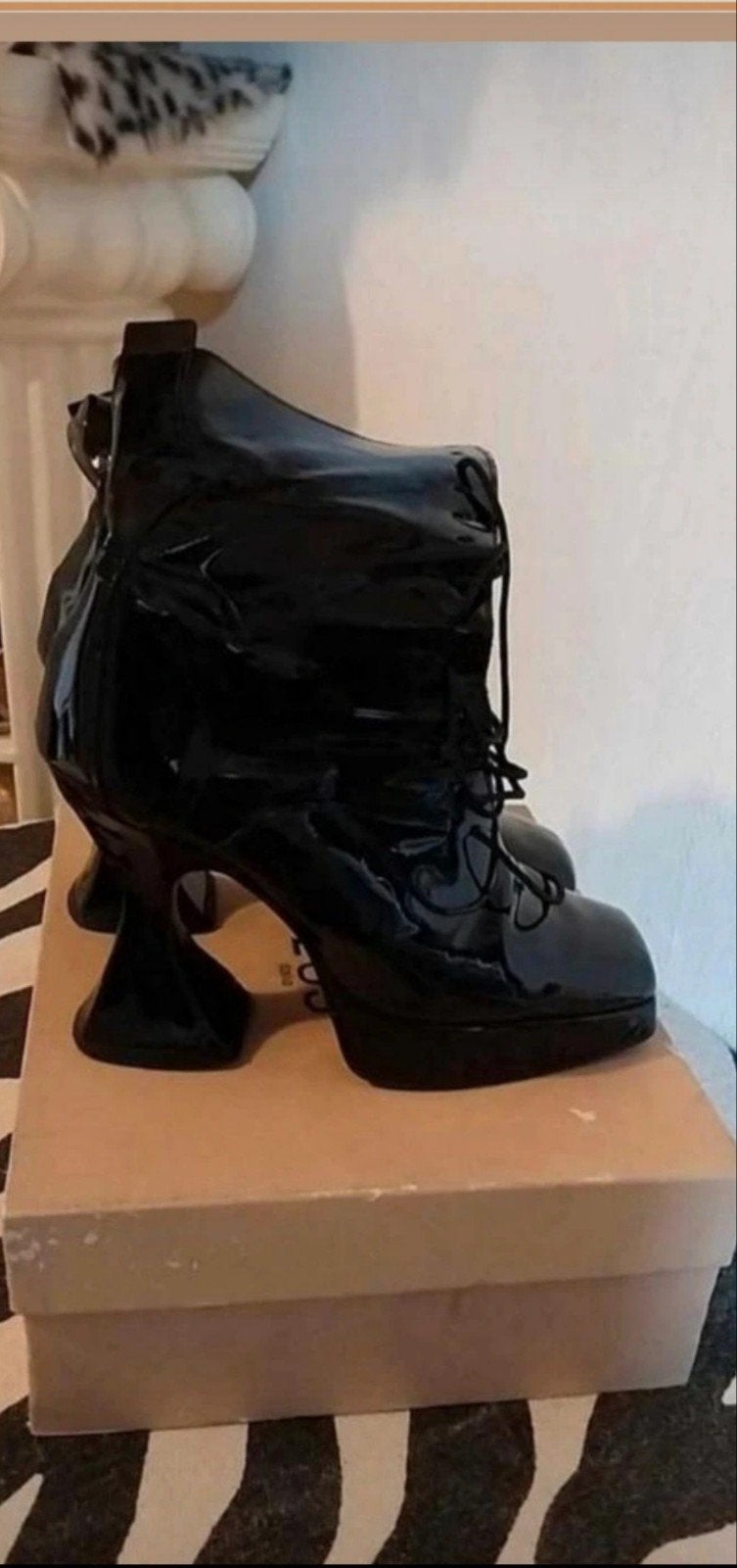 Demonia Enkellaarsjes mt.37, Verzenden, Zwart, Zo goed als nieuw, Demonia