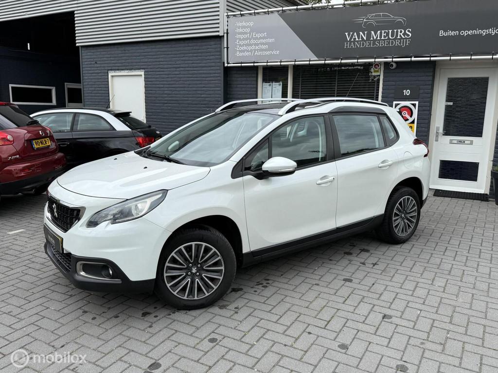 Peugeot 2008 1.2 PureTech Blue Lion, Airco, Navigatie, NW DB, Voorwielaandrijving, Stof, Bedrijf, Handgeschakeld
