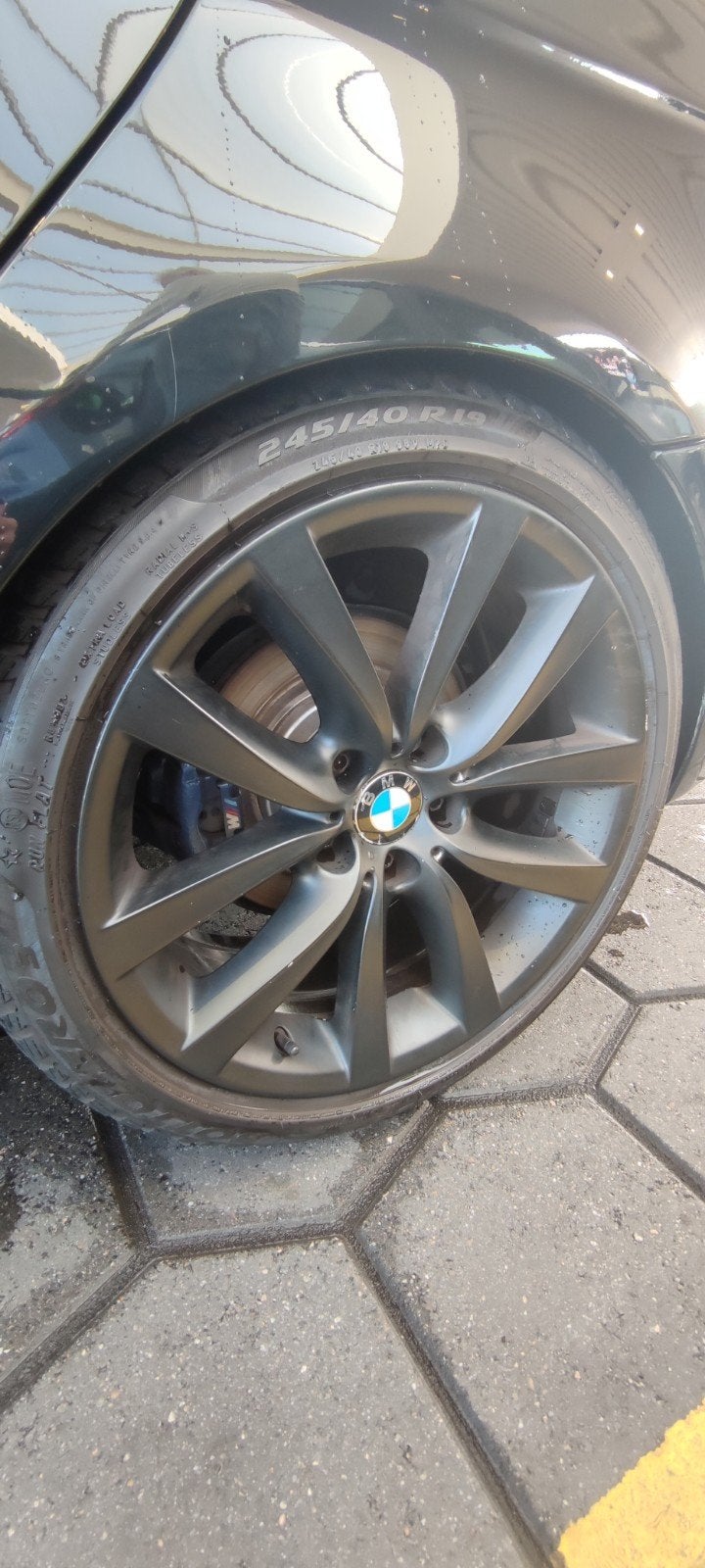 BMW R19 zwarte velgen met Pirelli Sottozero 3 banden, Auto-onderdelen, Banden en Velgen, All Season, Personenwagen, Ophalen