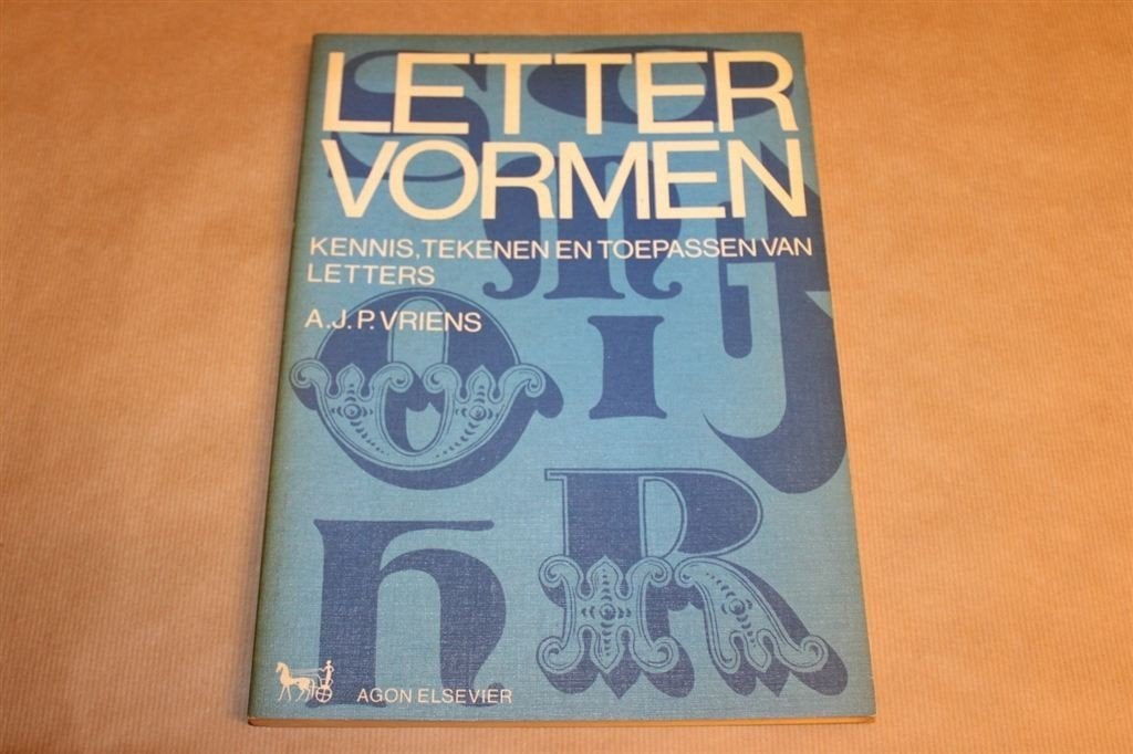 Lettervormen - Kennis, tekenen en toepassen van letters, Ophalen of Verzenden, Zo goed als nieuw, Tekenen en Schilderen
