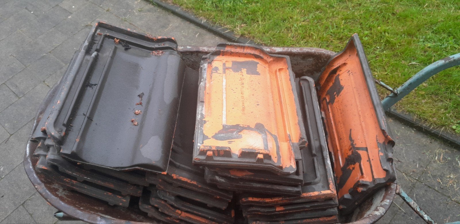 Gratis af te halen ca. 2000 bruggener dakpannen, Apeldoorn, Ophalen, Gebruikt, Steen of Klei, 15 m² of meer