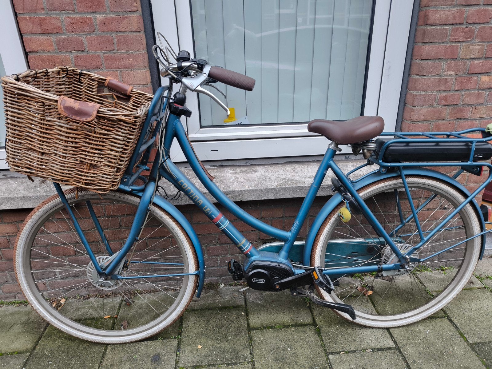 Cortina fiets met schade, Fietsen en Brommers, Elektrische fietsen, Gebruikt, Cortina, Ophalen