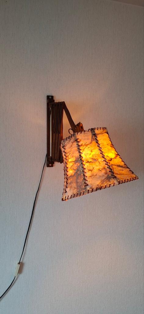 Vintage schaarlamp met perkamenten kap, Huis en Inrichting, Lampen | Wandlampen, Ophalen, Gebruikt, Overige materialen, Vintage, Retro, Landelijk