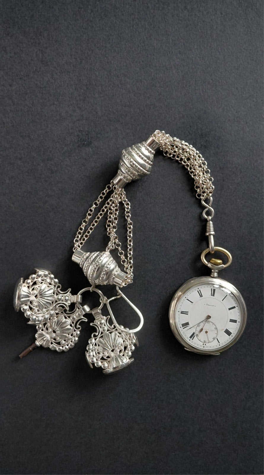 Zakhorloge met antieke tonketting, Verzenden, Zilver