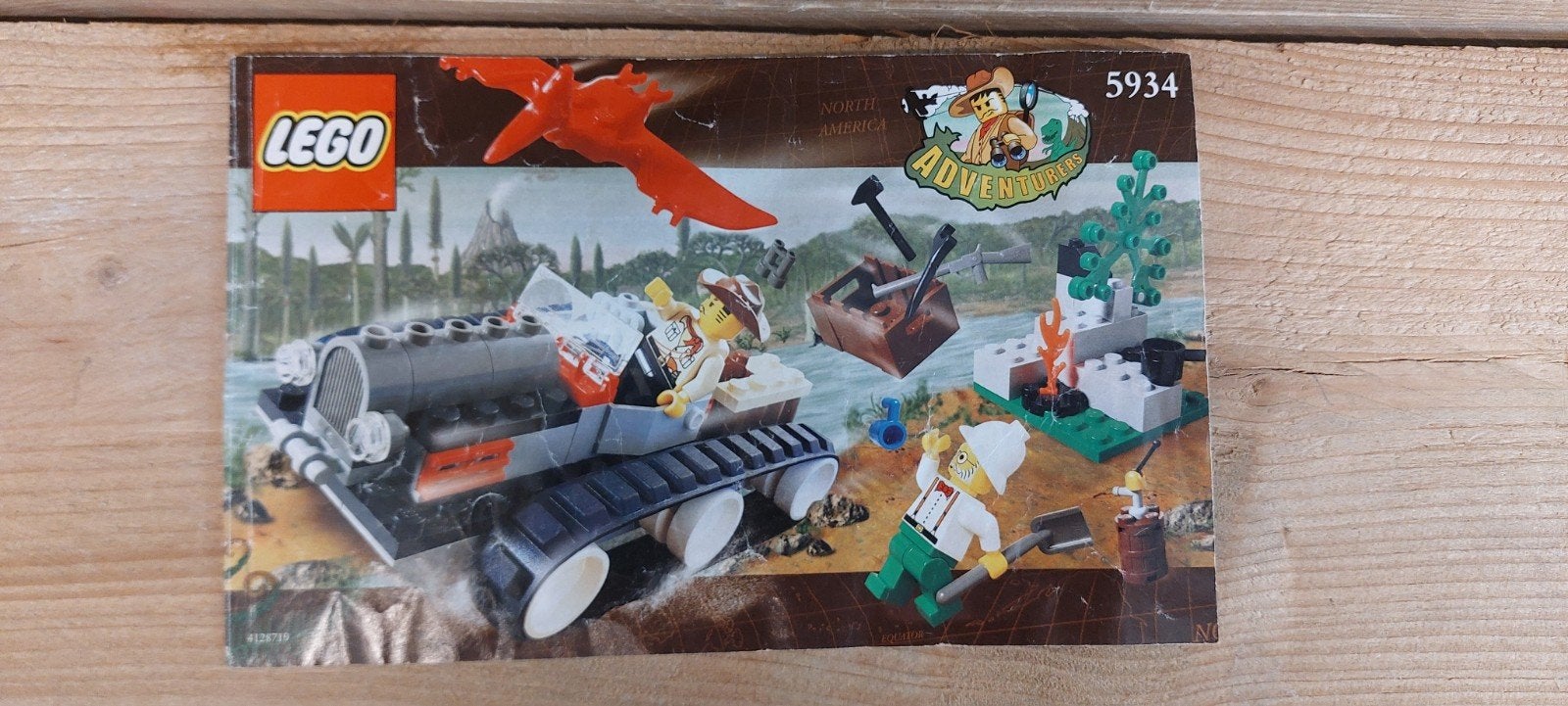 Lego 5934 Adventurers Dino Island: Dino Explorer, Gebruikt, Overige thema's, Lego, Ophalen of Verzenden
