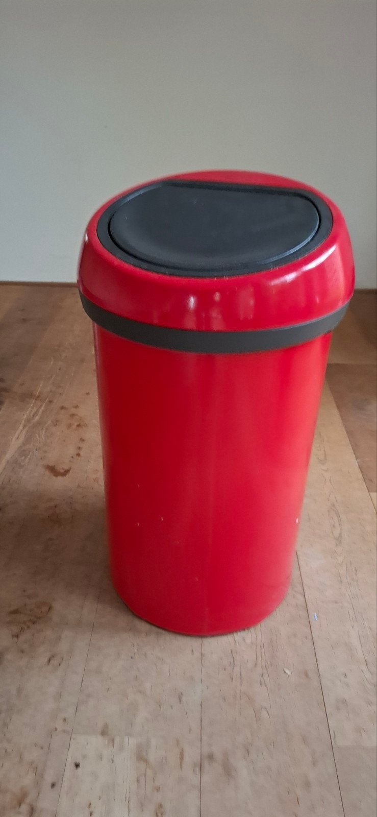 Brabantia prullenbak rood - 60 liter - zo goed als nieuw, Ophalen, 50 – 75, Kunststof, 40 liter of meer