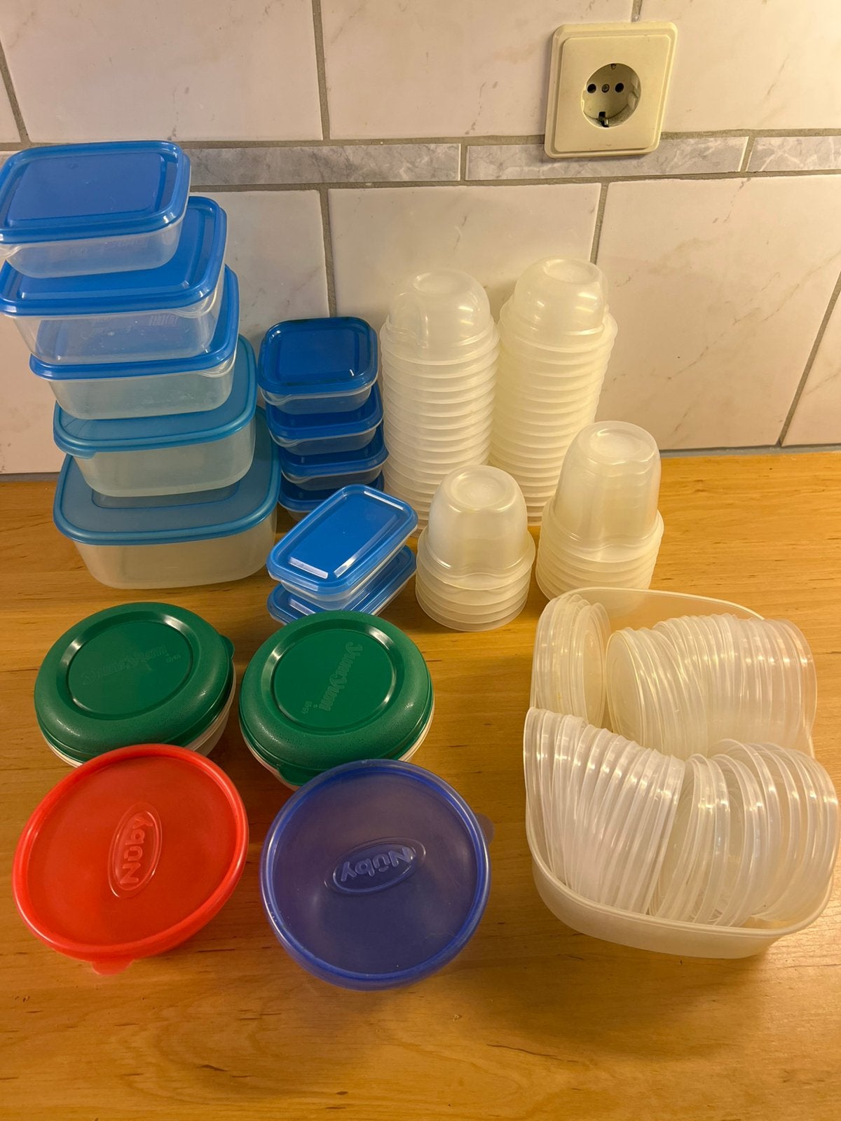 opbergbakjes en voorraadpotten, Gebruikt, Kunststof, Ophalen of Verzenden, Voorraadpot