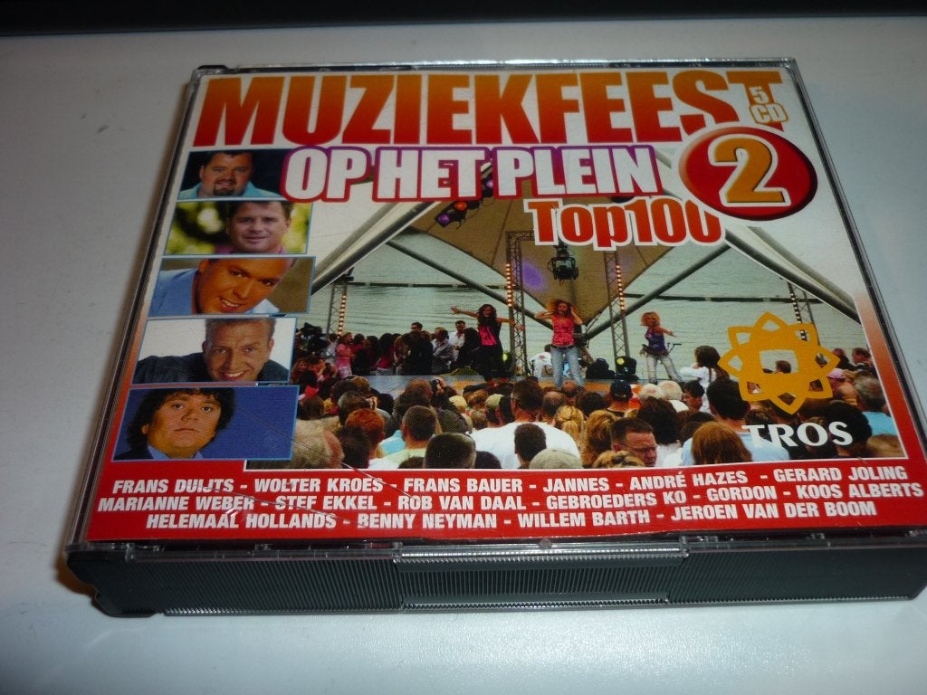 Muziekfeest Op Het Plein 2 Top 100 - 5 CD Boxset, Inclusief boekje, Boxset, Ophalen of Verzenden, Zo goed als nieuw
