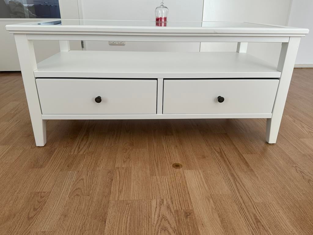 Salon tafel nieuw Ikea, Huis en Inrichting, Tafels | Salontafels, 100 tot 150 cm, Zo goed als nieuw, Minder dan 50 cm, Rechthoekig