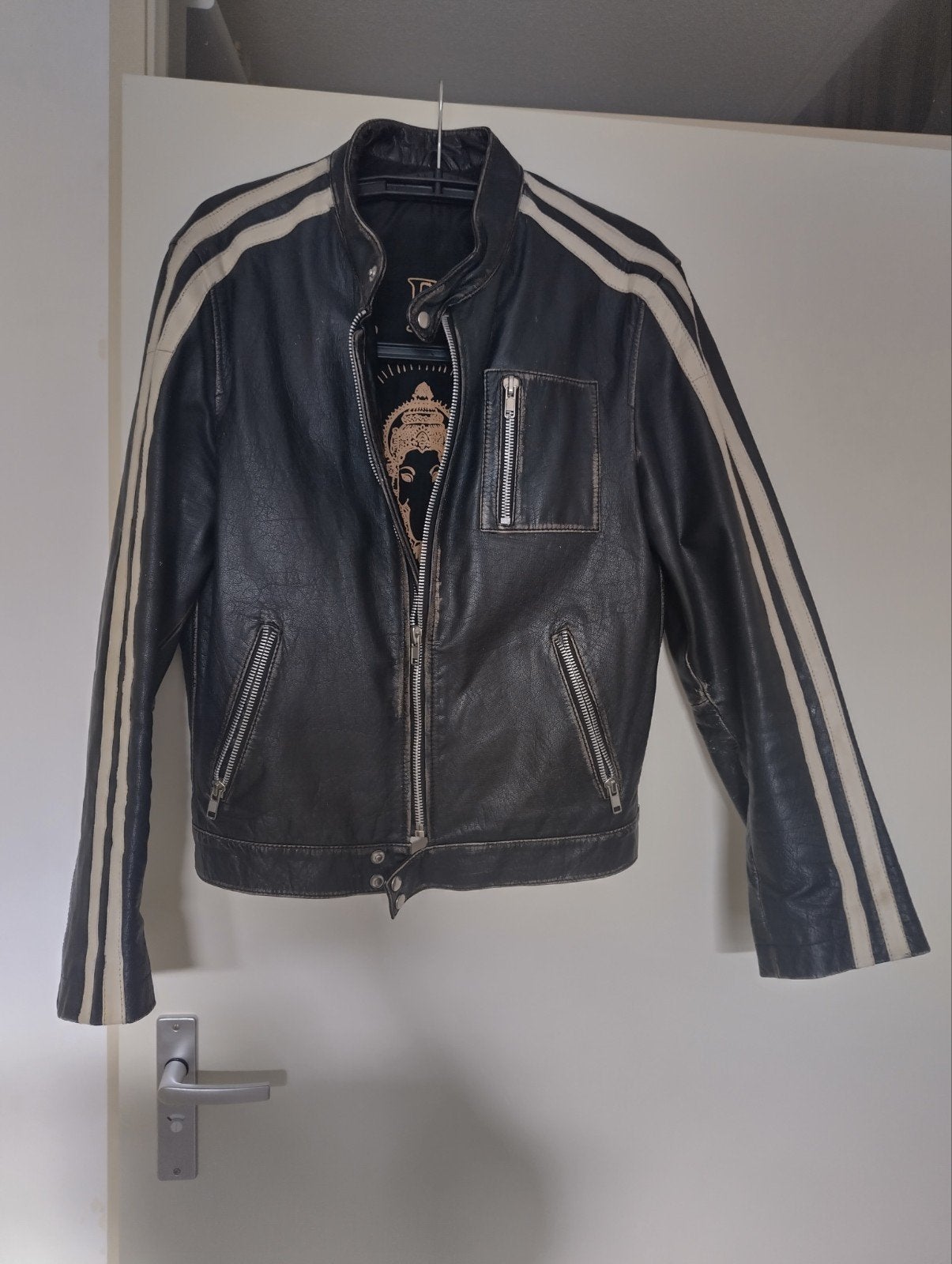 Echt mooie GIPSY leren jack heren mt XL two stripe biker, Kleding | Heren, Ophalen of Verzenden, Zo goed als nieuw, Maat 56/58 (XL)