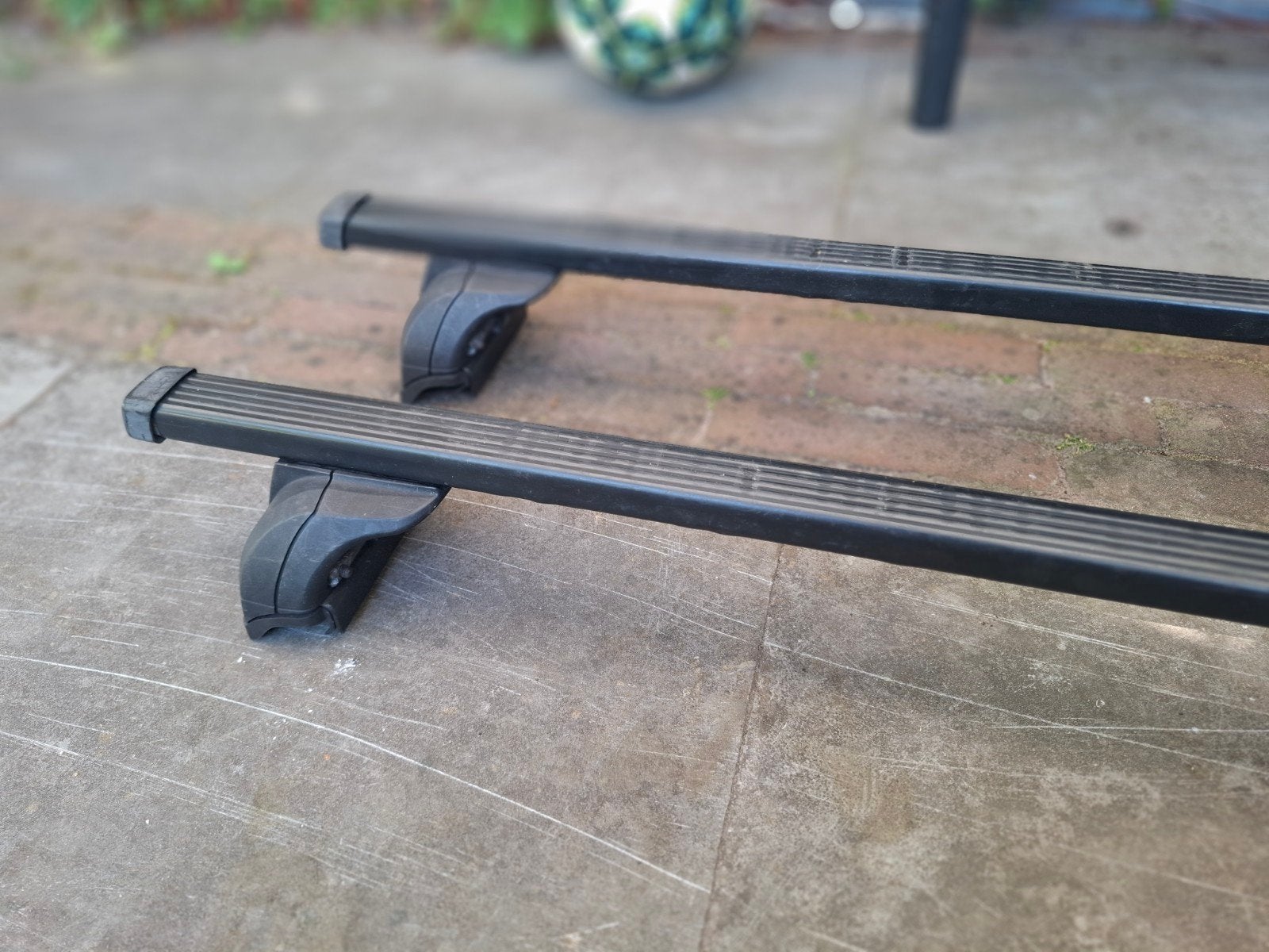 Thule dakdragers 120 cm met kliksysteem (code 025), Auto diversen, Dakdragers, Ophalen, Gebruikt