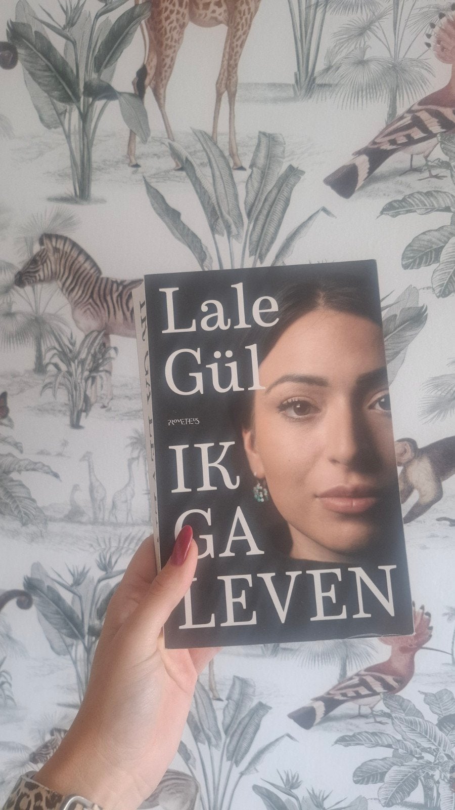 Lale Gül - Ik ga leven (roman), Ophalen of Verzenden, Gelezen, Lale Gül, Nederland