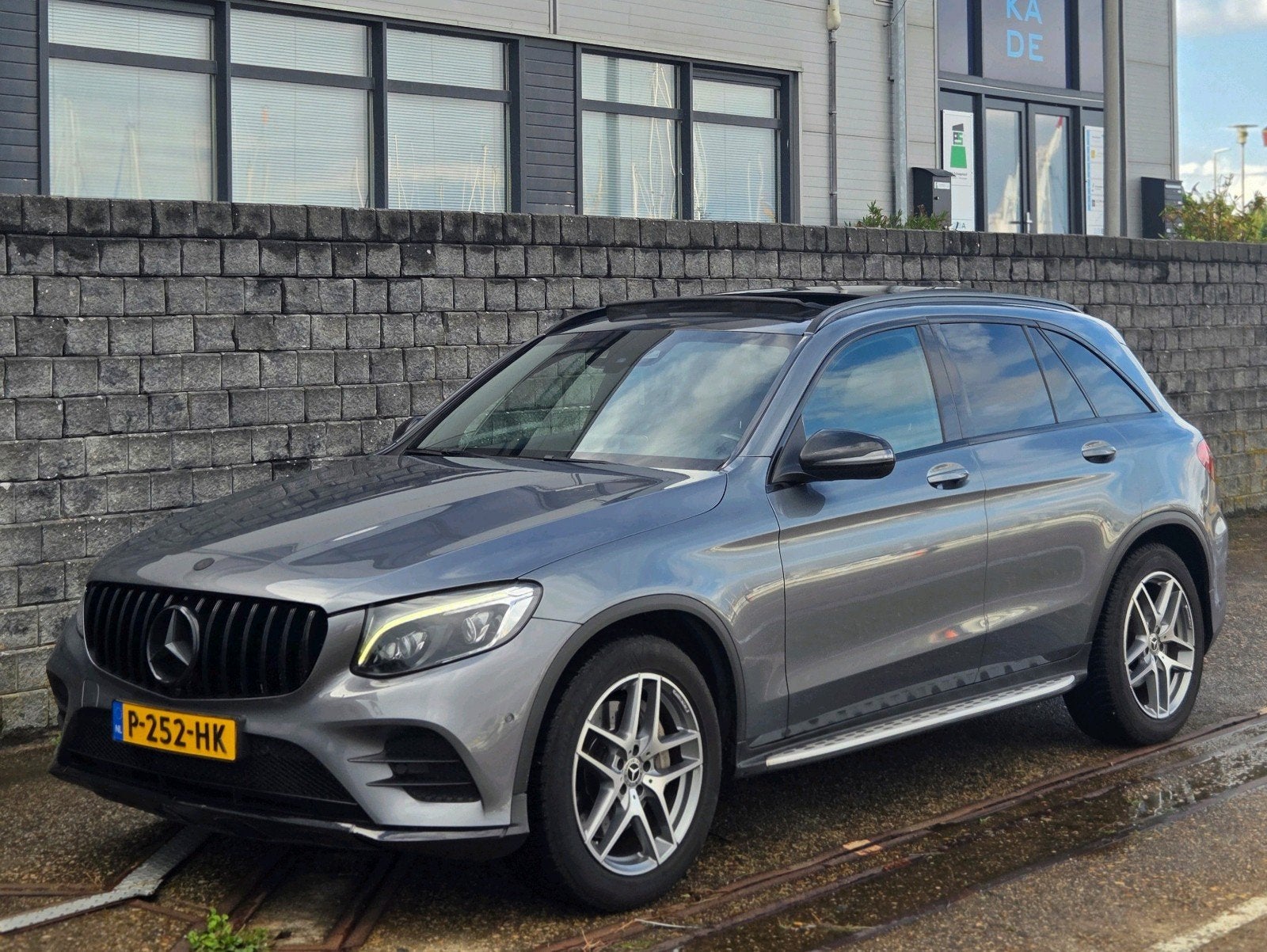 Mercedes-Benz GLC 350 d 258pk 4MATIC 9G-TRONIC 2017 Grijs, Auto's, Automaat, 258 pk, 2500 kg, GLC