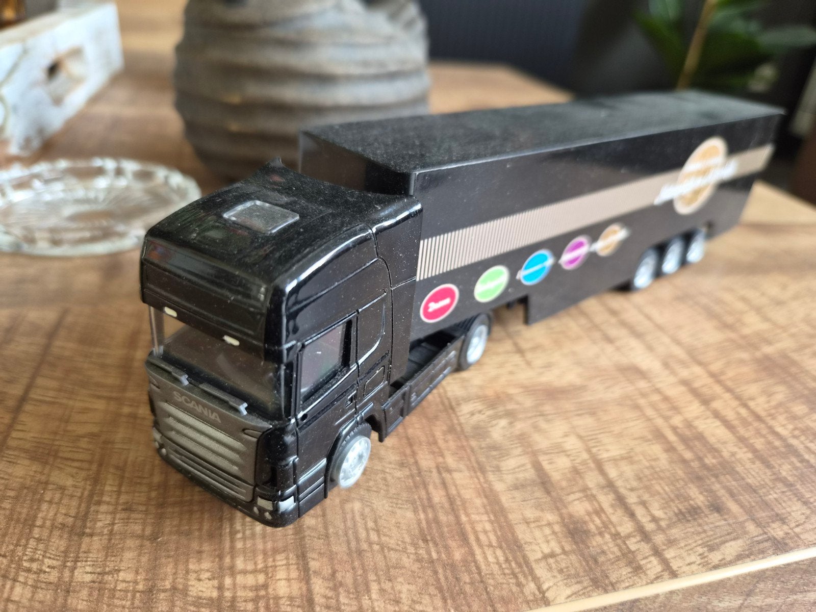 Scania bakkerij het stoepje, O, O, O, Nieuw