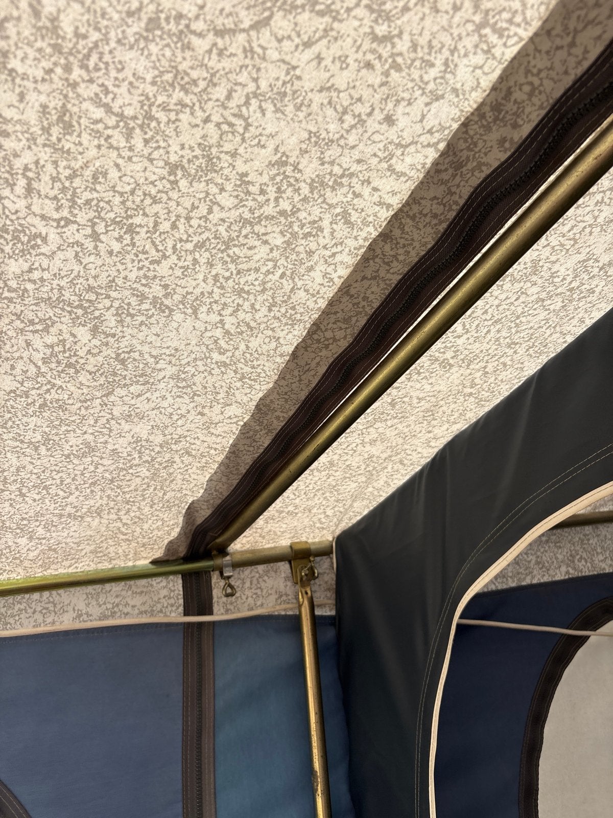 Voortent met luifel - wind- en regenbestendig, Ophalen of Verzenden, Gebruikt