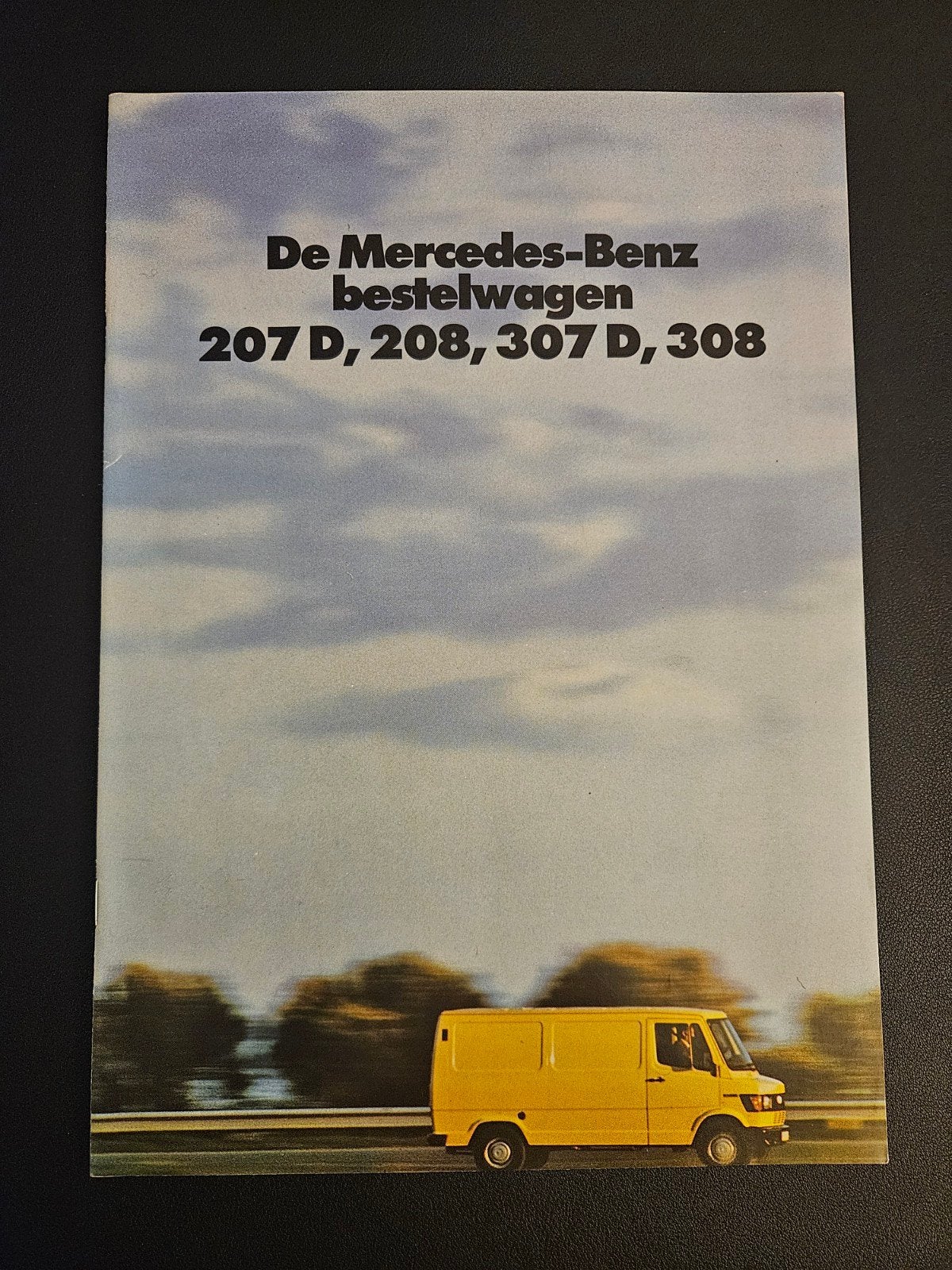 Brochure Mercedes-Benz Bestelwagen207D, 208, 307D, 308 1982, Ophalen of Verzenden, Zo goed als nieuw, Mercedes