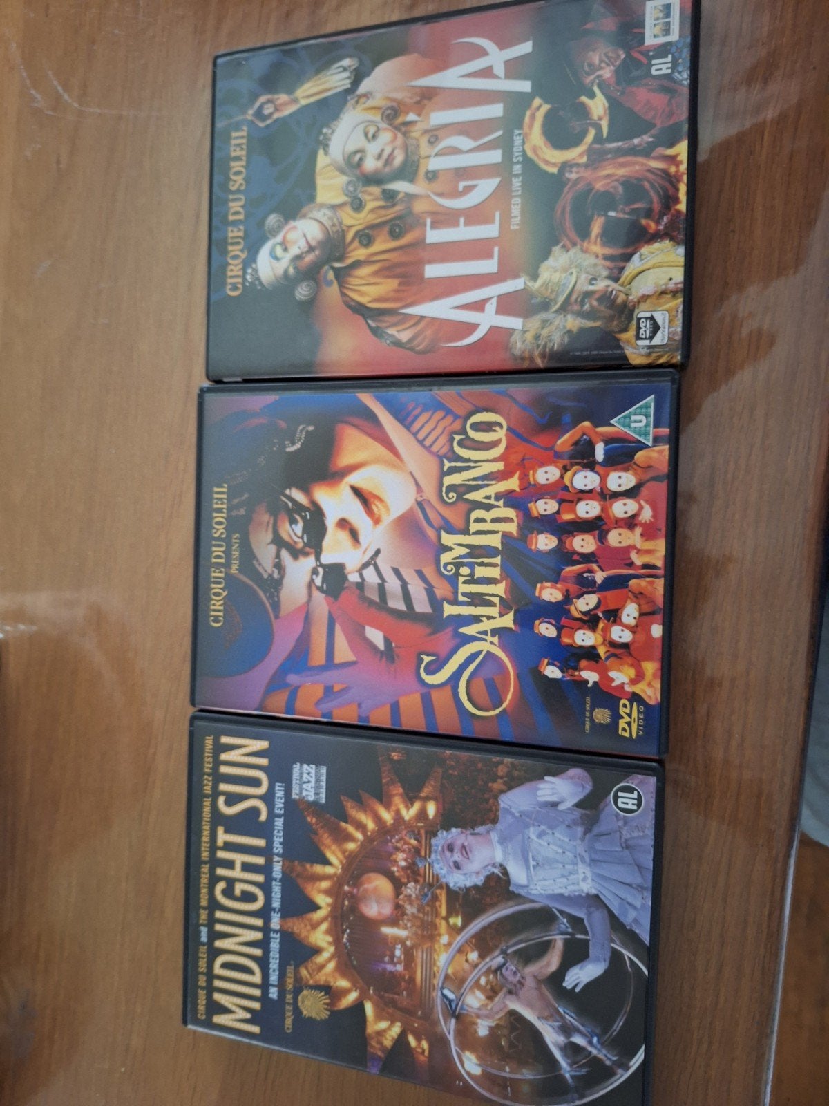 3x dvd 2x cirque de soleil 1xmidnght sun, Alle leeftijden, Ophalen of Verzenden, Zo goed als nieuw