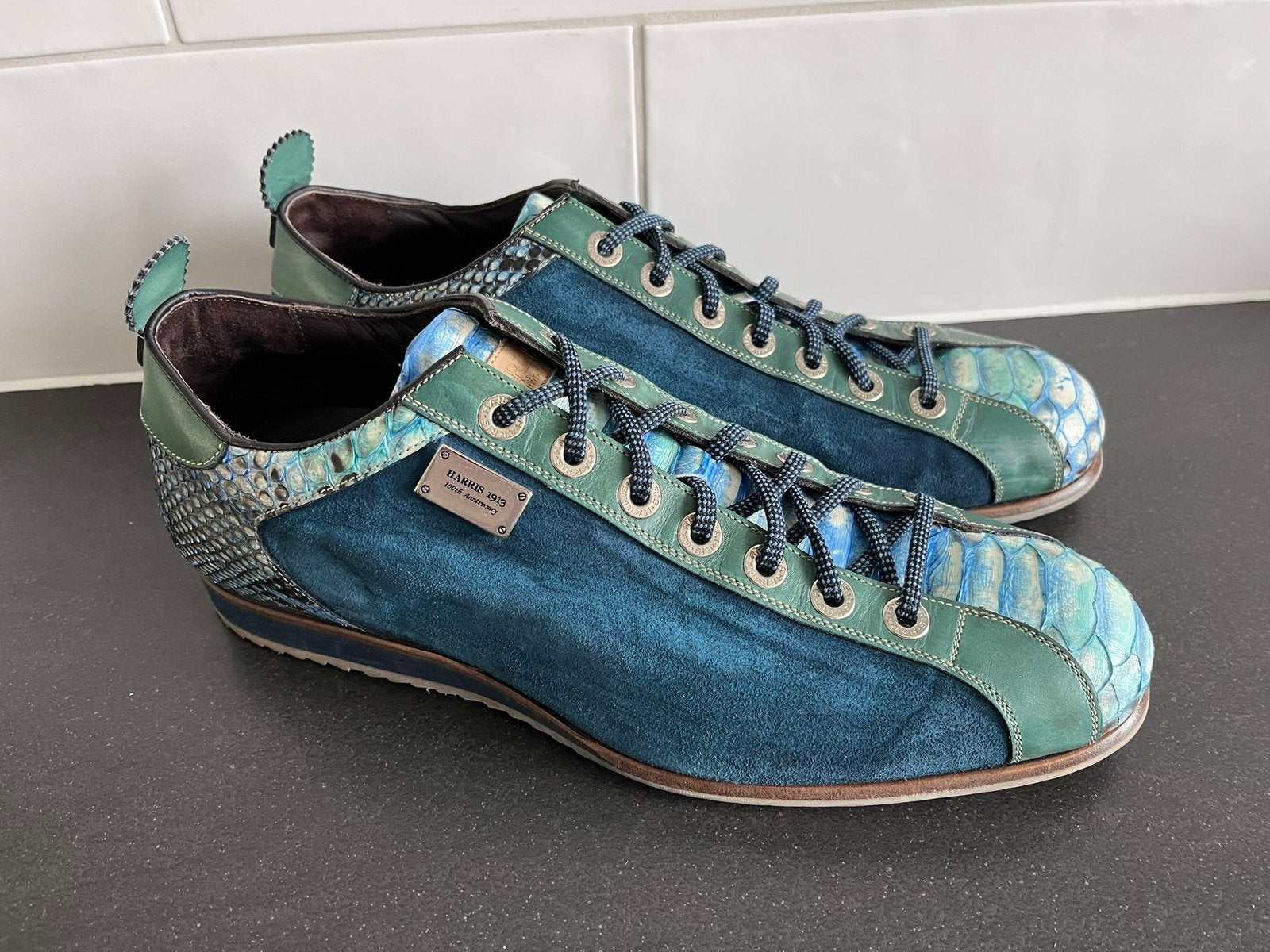 Harris sneakers maat 8 / 42 amper gedragen, Kleding | Heren, Blauw, Ophalen of Verzenden, Harris, Harris
