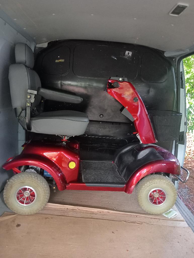 Practi Comfort scootmobil, Ophalen, Zo goed als nieuw, 46 km of meer, 16 km/u of meer