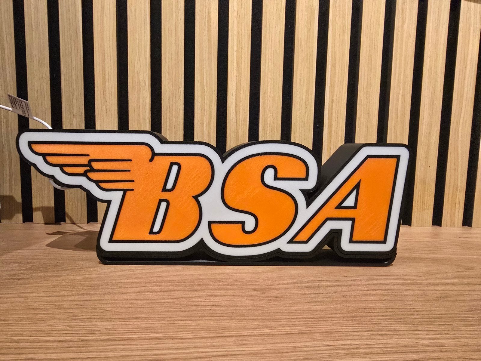 Nieuwe LED lamp BSA logo - perfect voor mancave of garage, Ophalen of Verzenden, Nieuw
