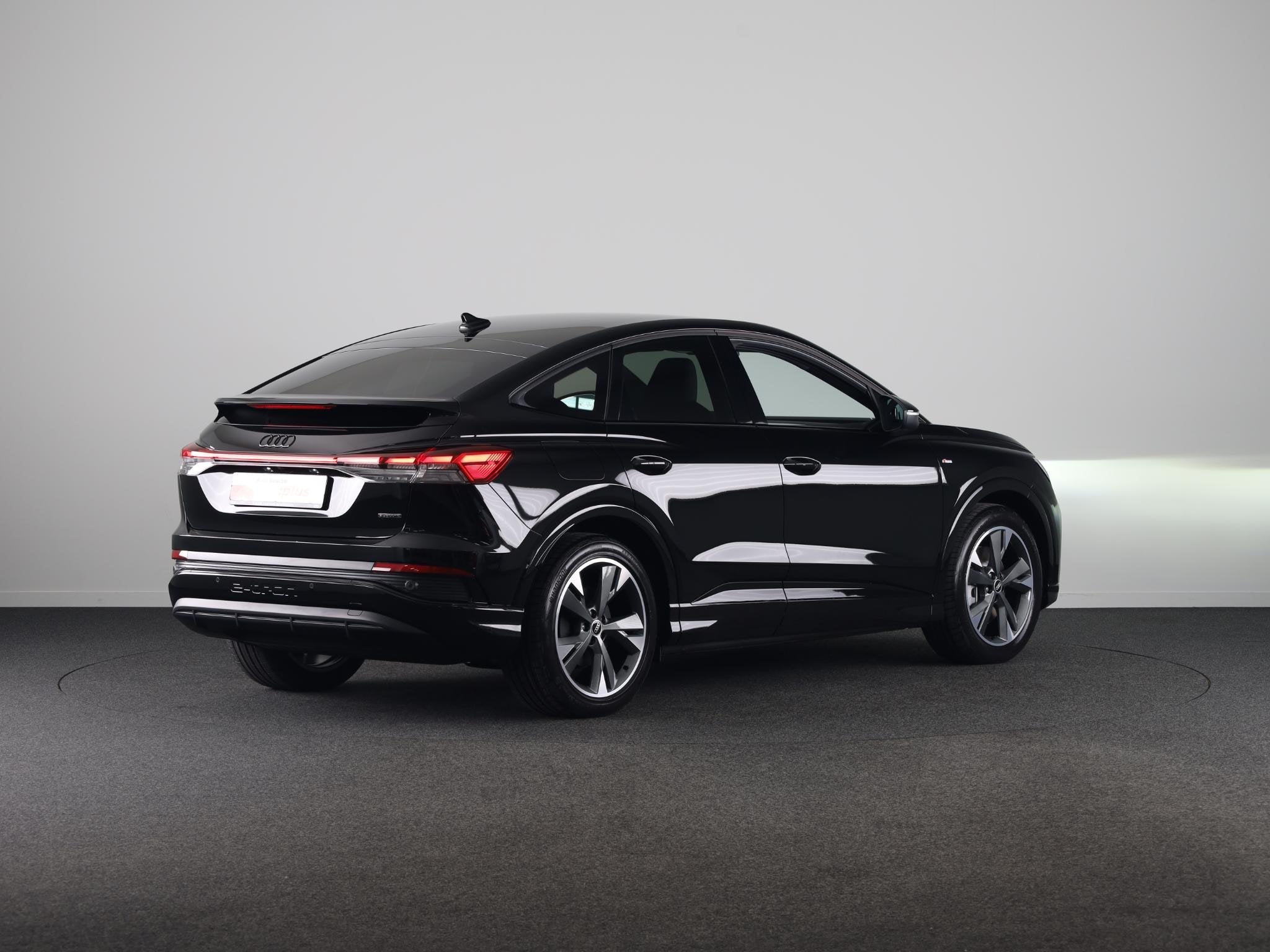 Audi Q4 Sportback e-tron 45 quattro S Edition Competition 82, Automaat, 12 maanden, Zwart, 82 kWh