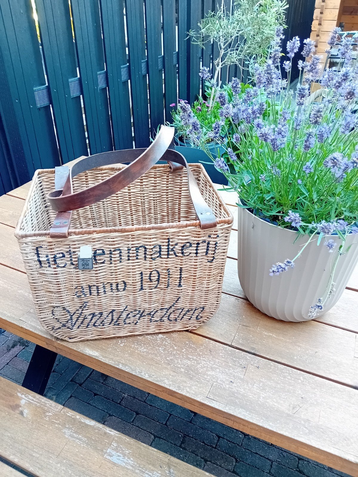 Riviera Maison fietsmand 'Fietsenmakerij anno 1911', Ophalen, Riviera Maison, Stuurbevestiging, Zo goed als nieuw