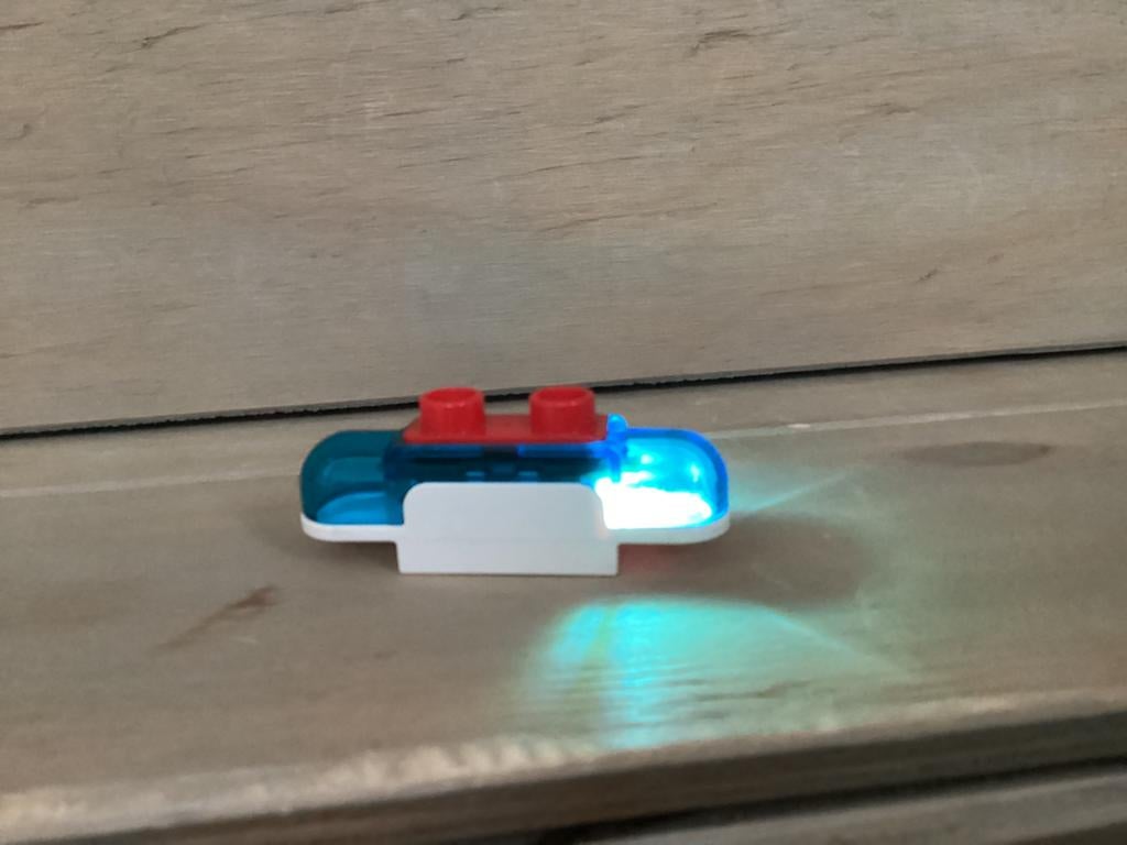 Duplo sirene met licht en geluid, Aastvej 1, 7190 Billund, Denemarken, Product.compliance@LEGO.com, Ophalen of Verzenden, Zo goed als nieuw